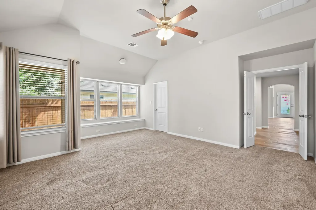 503 Stonewood Lane Buda TX 78610