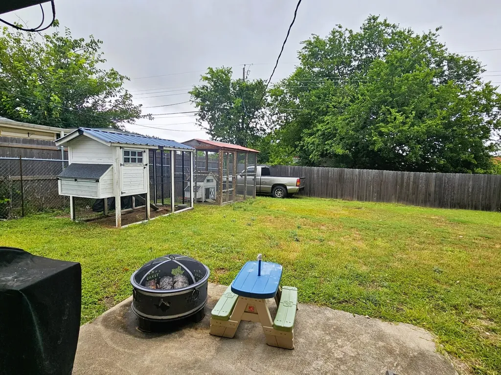 3303 Lake Charles Avenue Killeen TX 76543