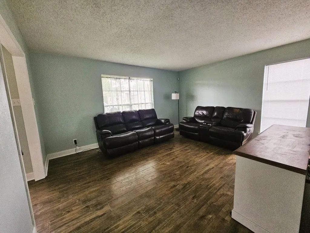 3303 Lake Charles Avenue Killeen TX 76543