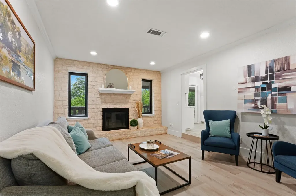 612 Canyon Rim Drive Dripping Springs TX 78620