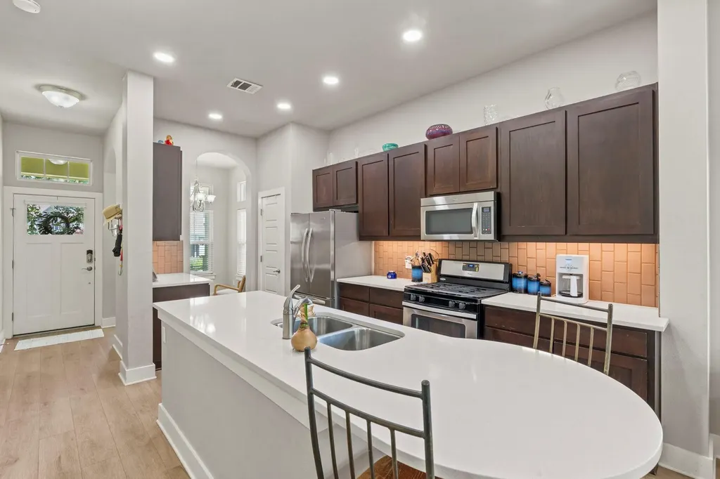 2409 Claret Cove Austin TX 78748
