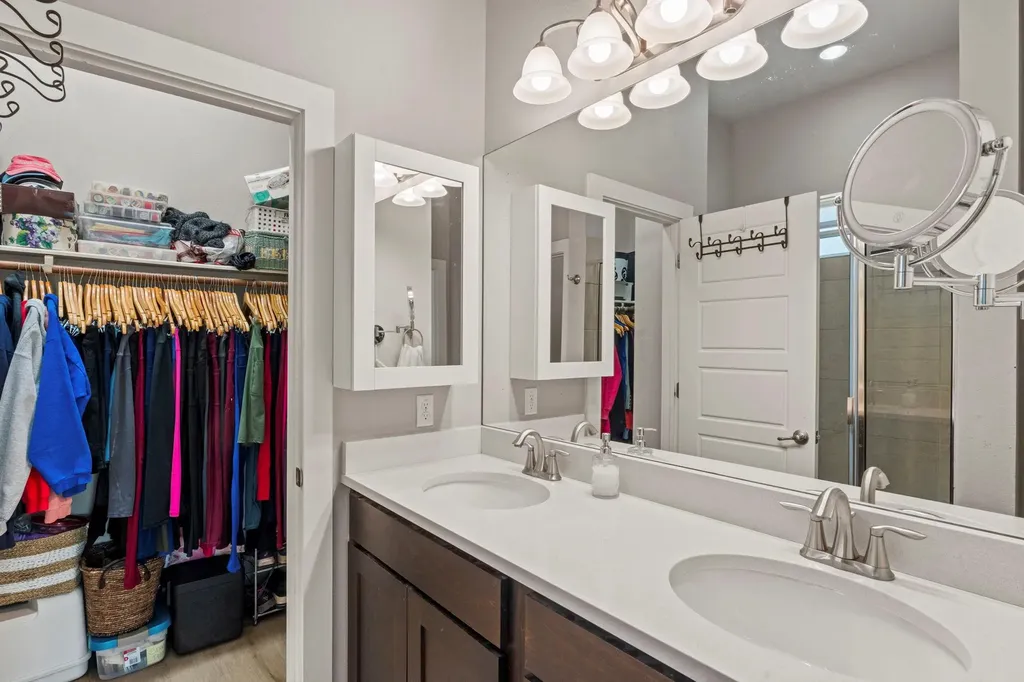 2409 Claret Cove Austin TX 78748