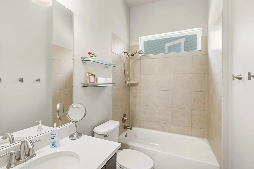 2409 Claret Cove Austin TX 78748