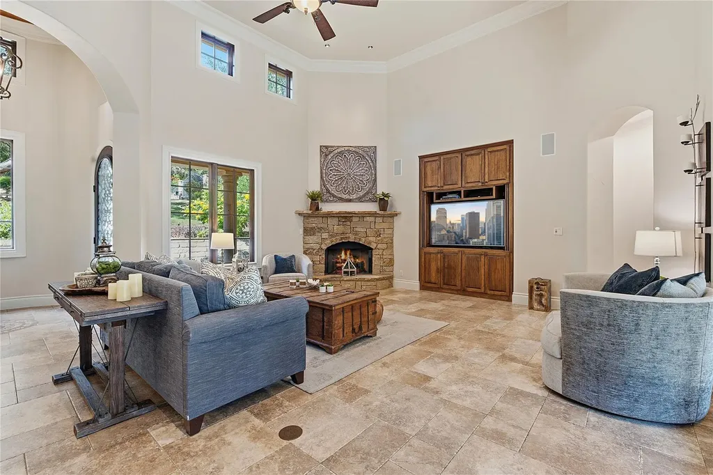4320 House Of York Austin TX 78730
