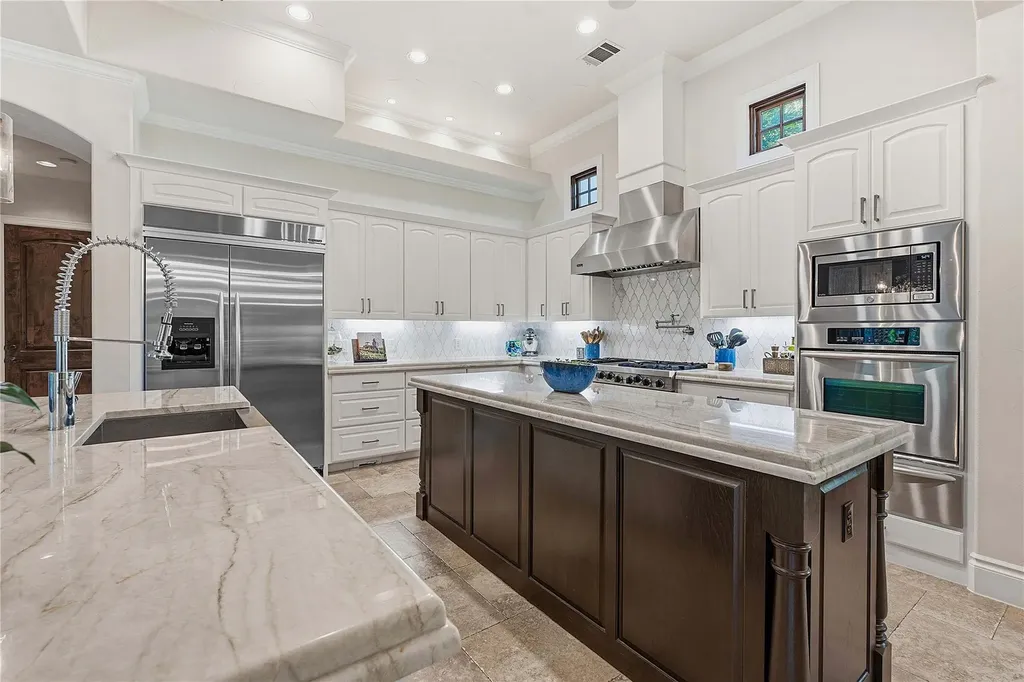 4320 House Of York Austin TX 78730