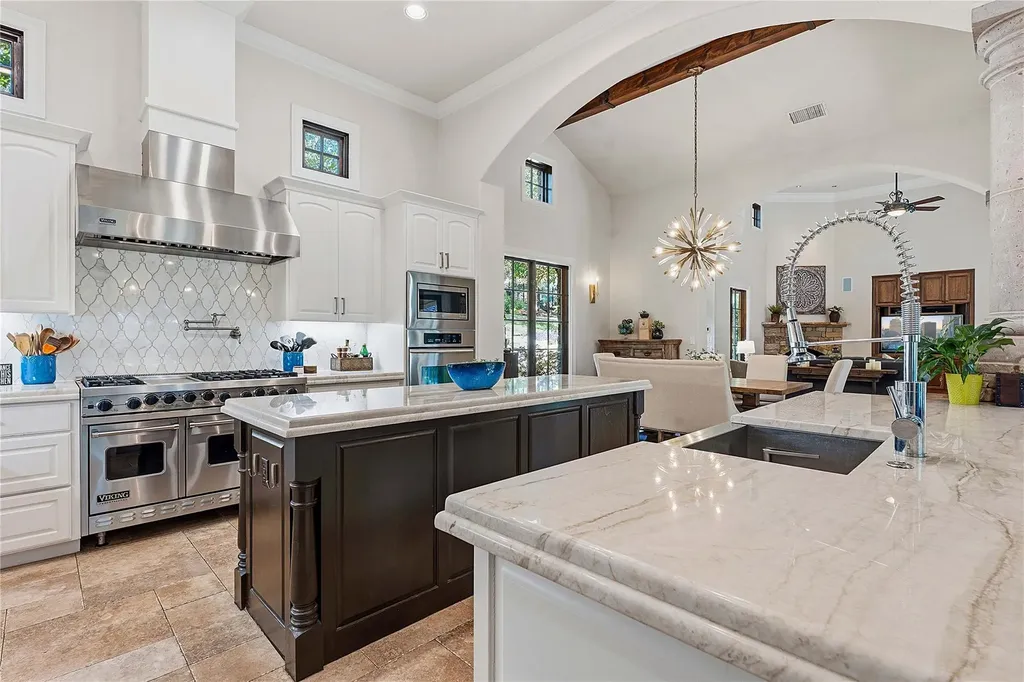 4320 House Of York Austin TX 78730