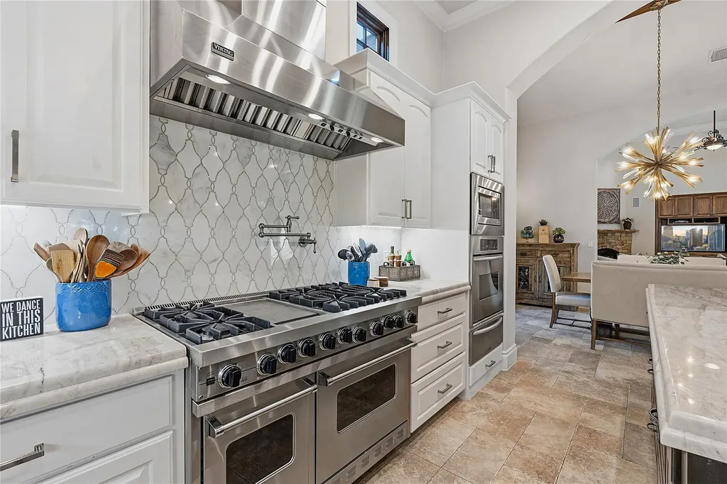 4320 House Of York Austin TX 78730