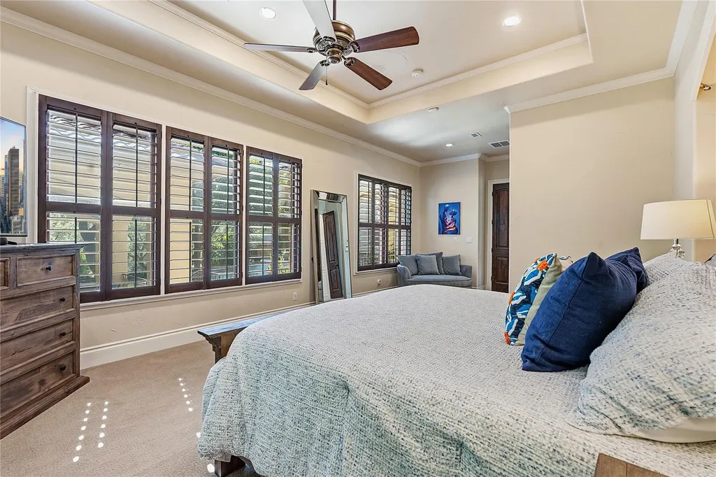 4320 House Of York Austin TX 78730