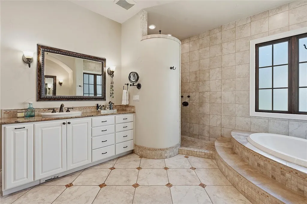 4320 House Of York Austin TX 78730