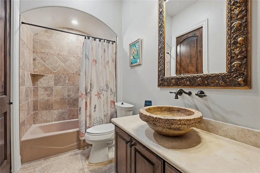 4320 House Of York Austin TX 78730