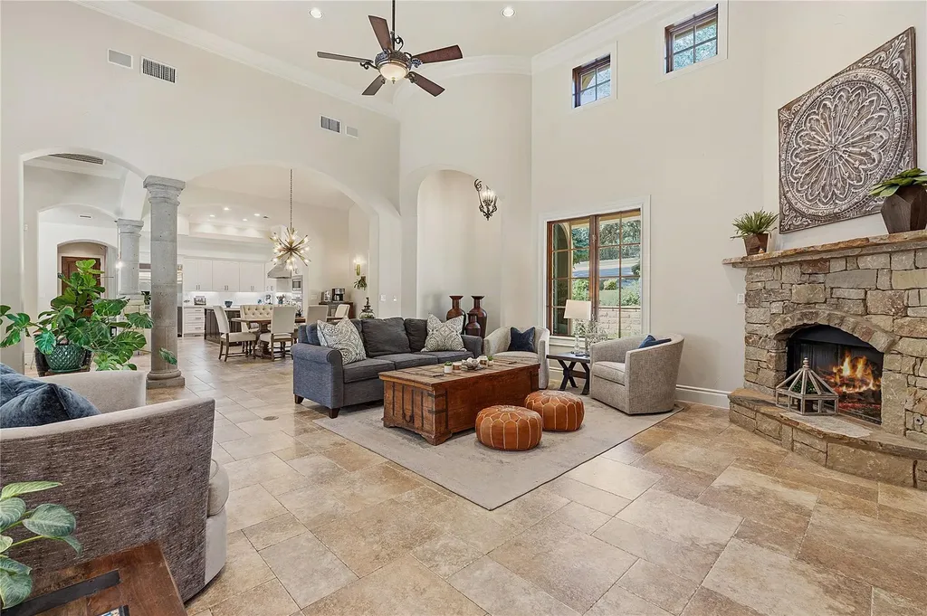 4320 House Of York Austin TX 78730