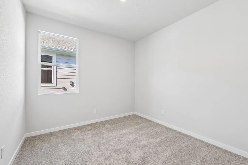 212 Bendecido Loop Elgin TX 78621
