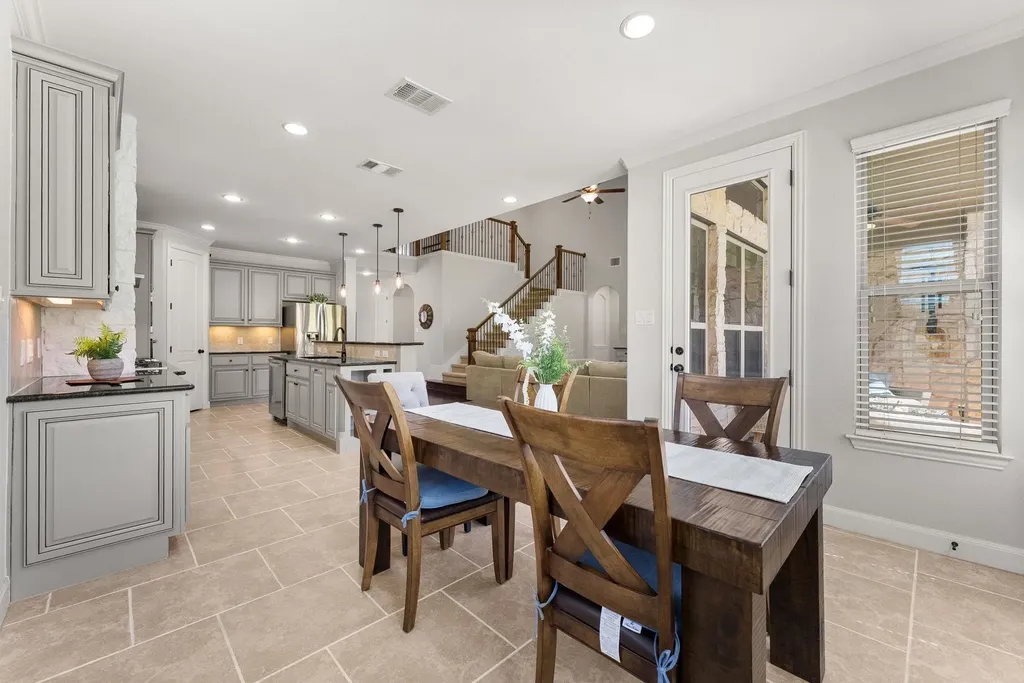 106 Princes Court Austin TX 78738