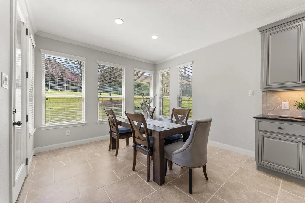 106 Princes Court Austin TX 78738