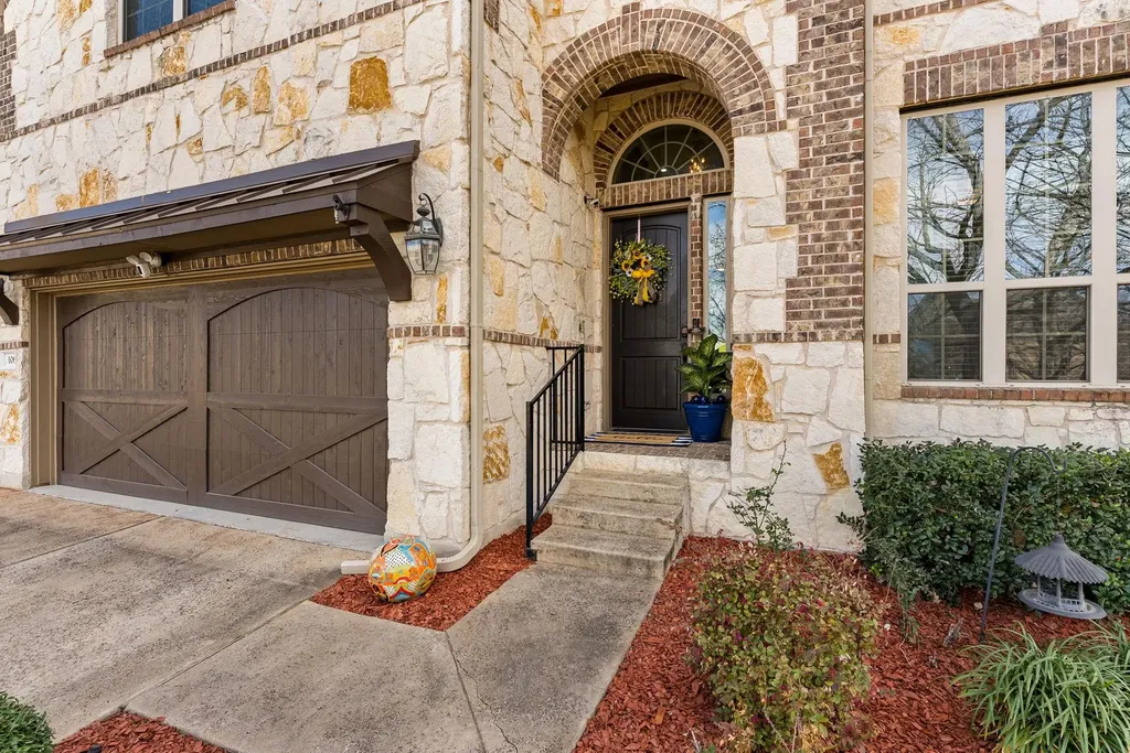 106 Princes Court Austin TX 78738