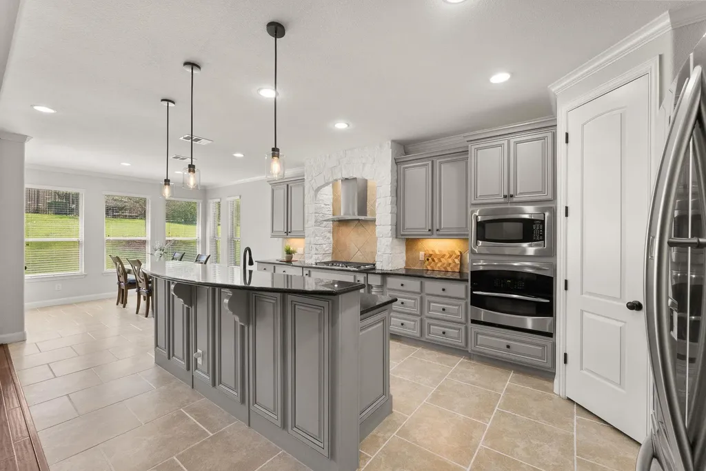 106 Princes Court Austin TX 78738