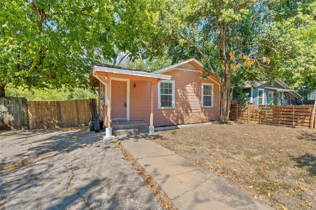 1114 Eleanor Street Austin TX 78721