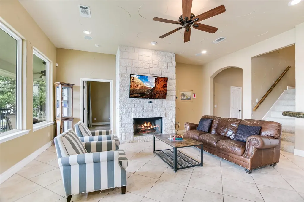 503 Shorewood Circle Granite Shoals TX 78654