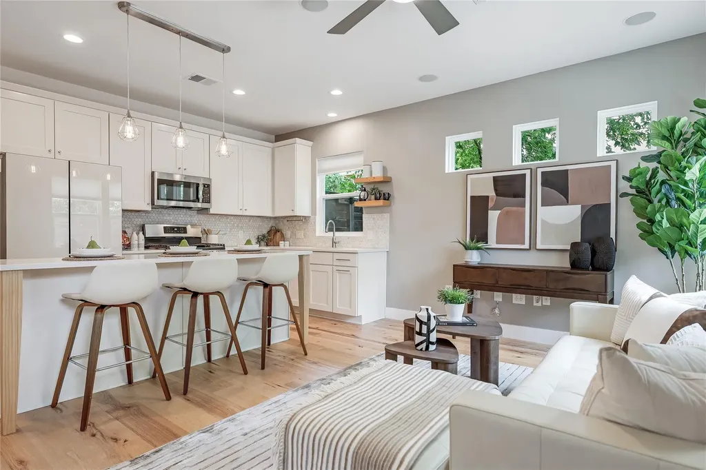 5512 Duval Street Austin TX 78751