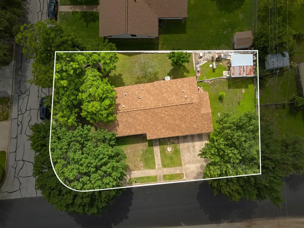 2000 Cedar Avenue Austin TX 78722