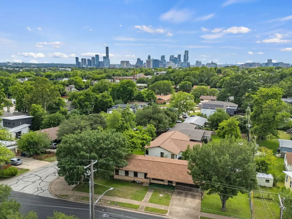 2000 Cedar Avenue Austin TX 78722