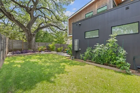 1605 Chelsea Lane Austin TX 78704
