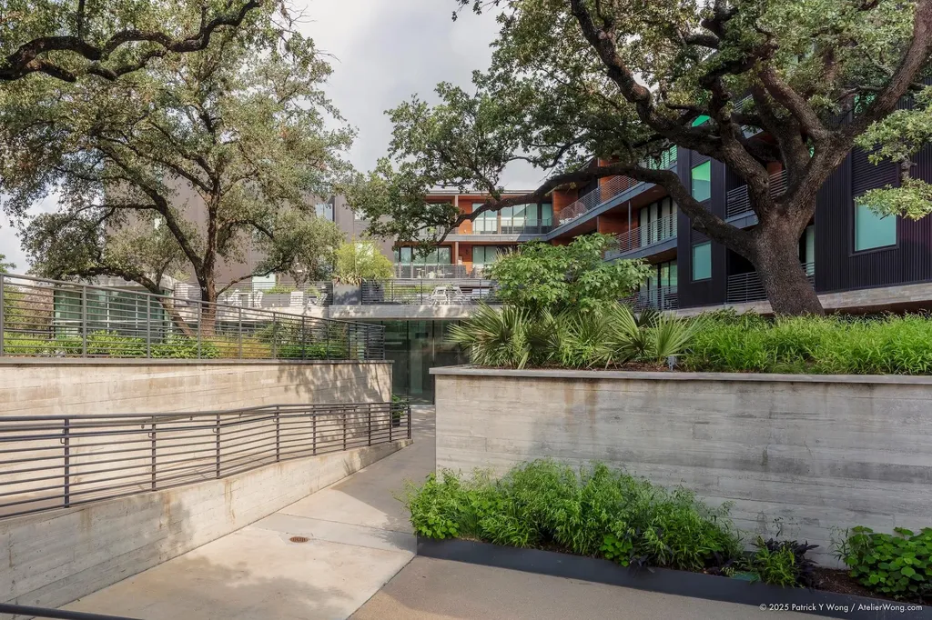 900 S 1st Street Austin TX 78704