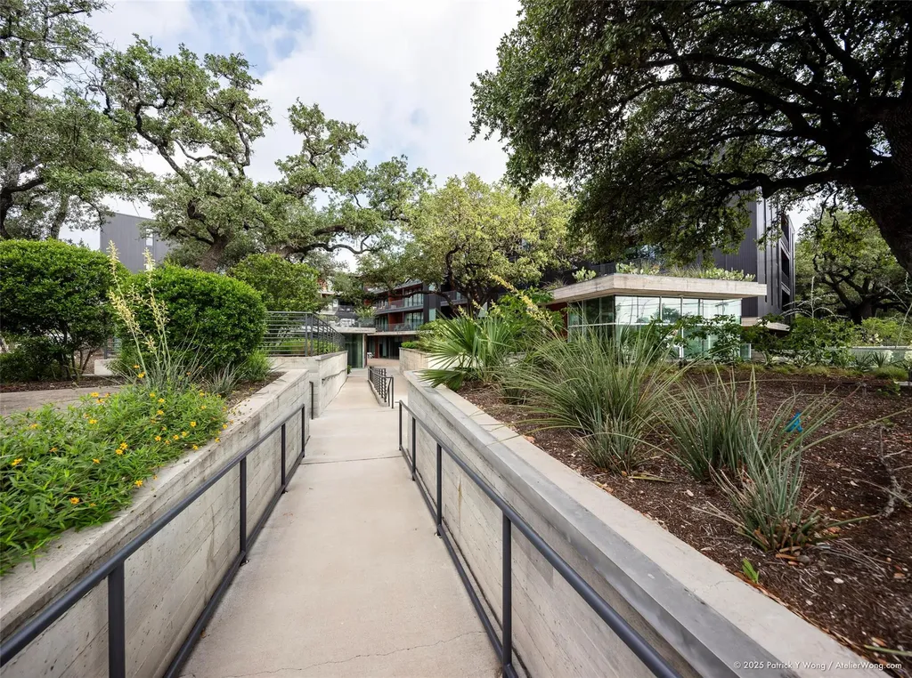 900 S 1st Street Austin TX 78704