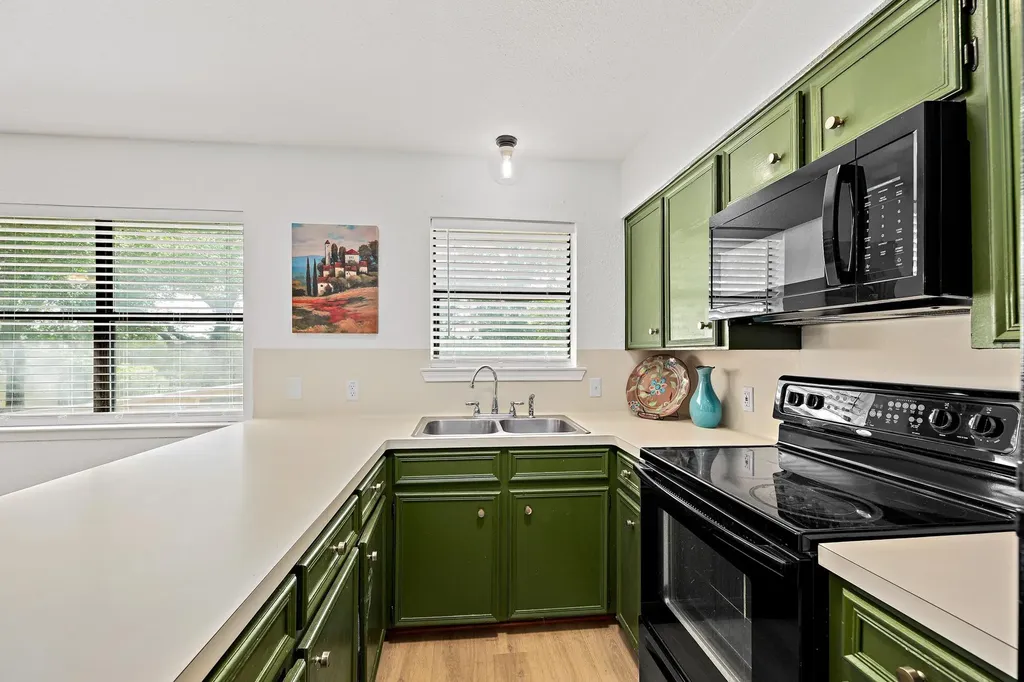 1004 Scenic Drive Georgetown TX 78626