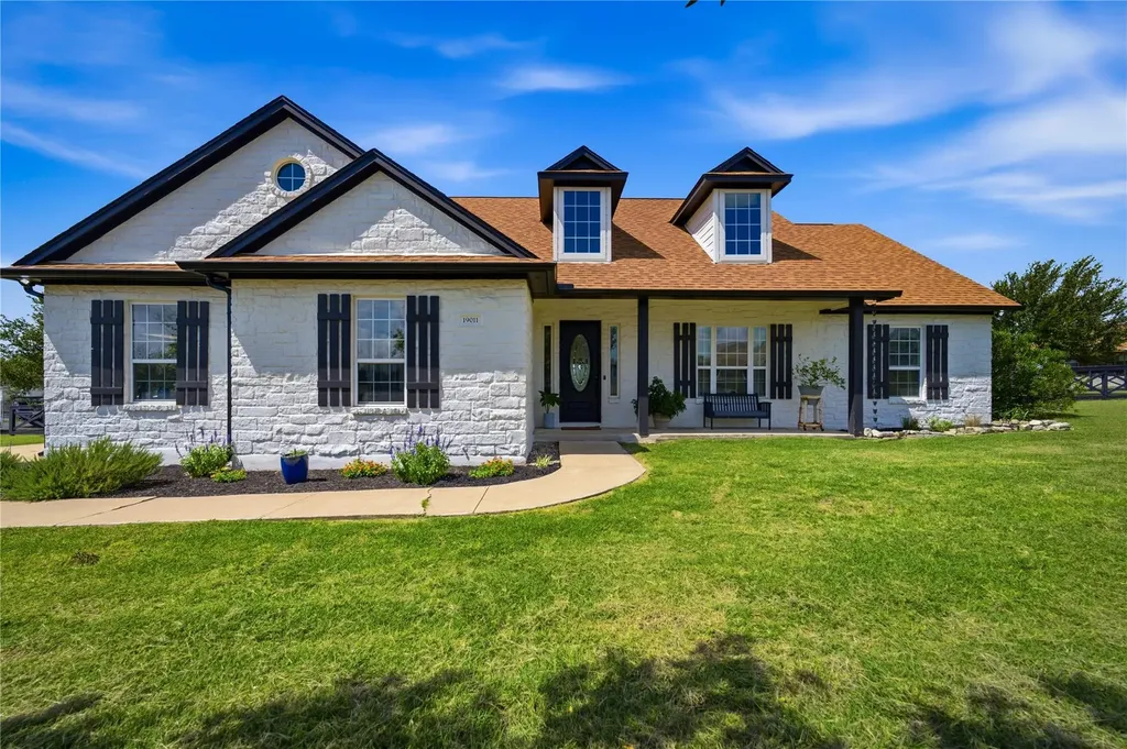 19011 Saint Raguel Road Manor TX 78653