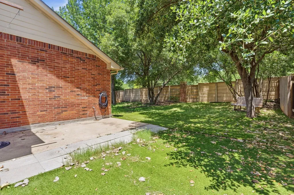1904 Montana Sky Drive Austin TX 78727