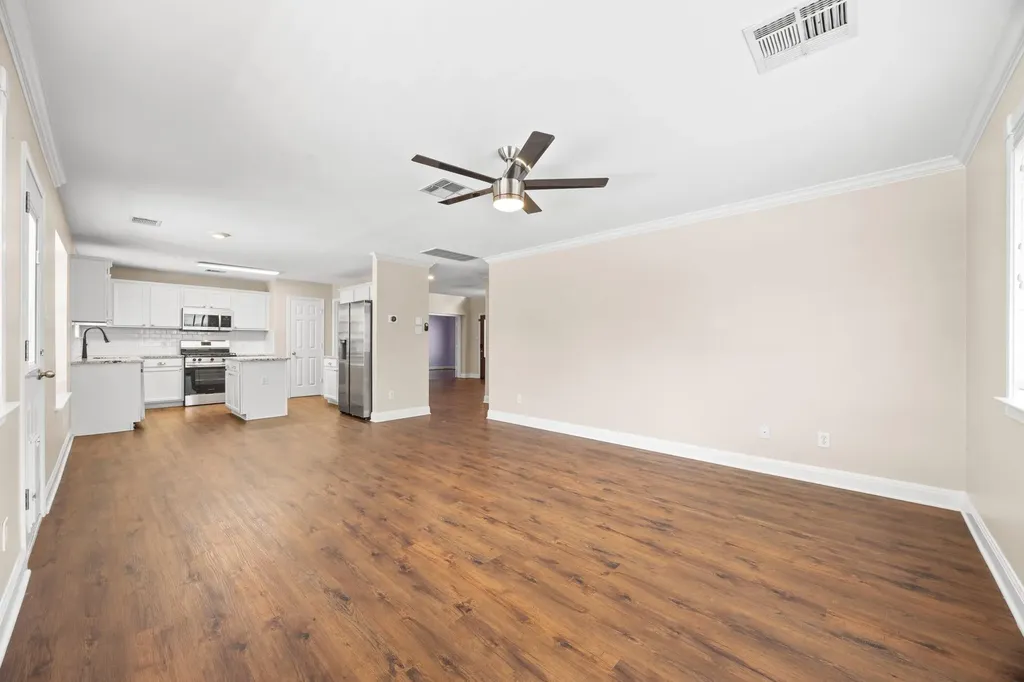 1307 Chardonnay Crossing Leander TX 78641