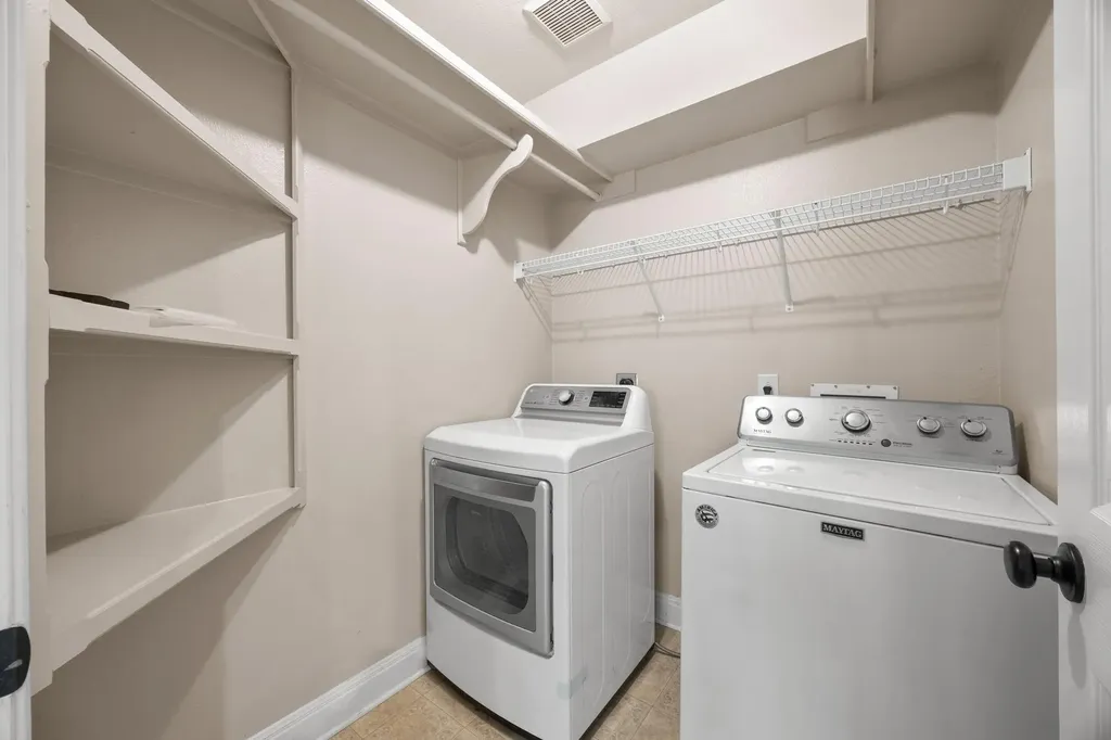 1307 Chardonnay Crossing Leander TX 78641