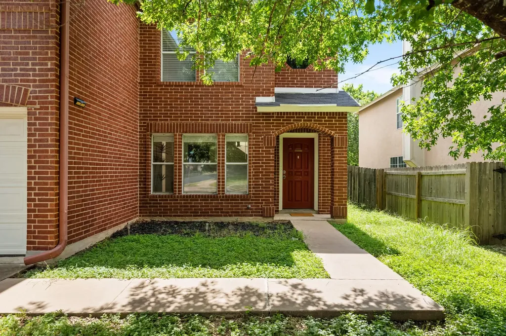 1408 Water Spaniel Way Round Rock TX 78664