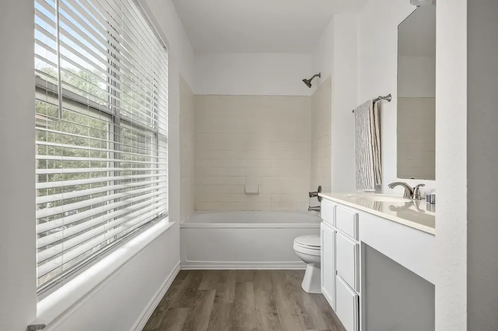 1408 Water Spaniel Way Round Rock TX 78664