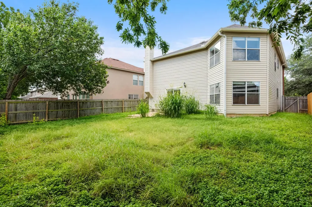 1408 Water Spaniel Way Round Rock TX 78664
