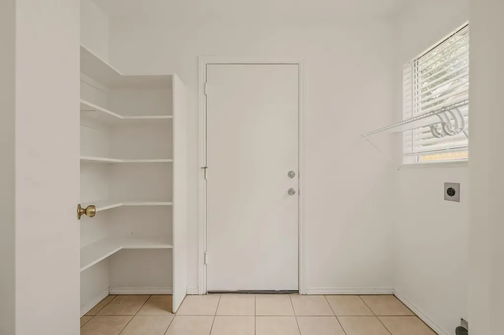 1408 Water Spaniel Way Round Rock TX 78664