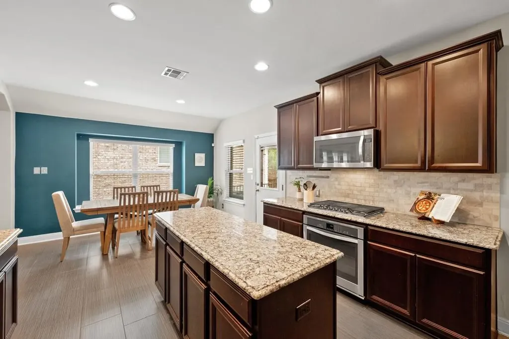 18404 Deleon Bayou Lane Austin TX 78738