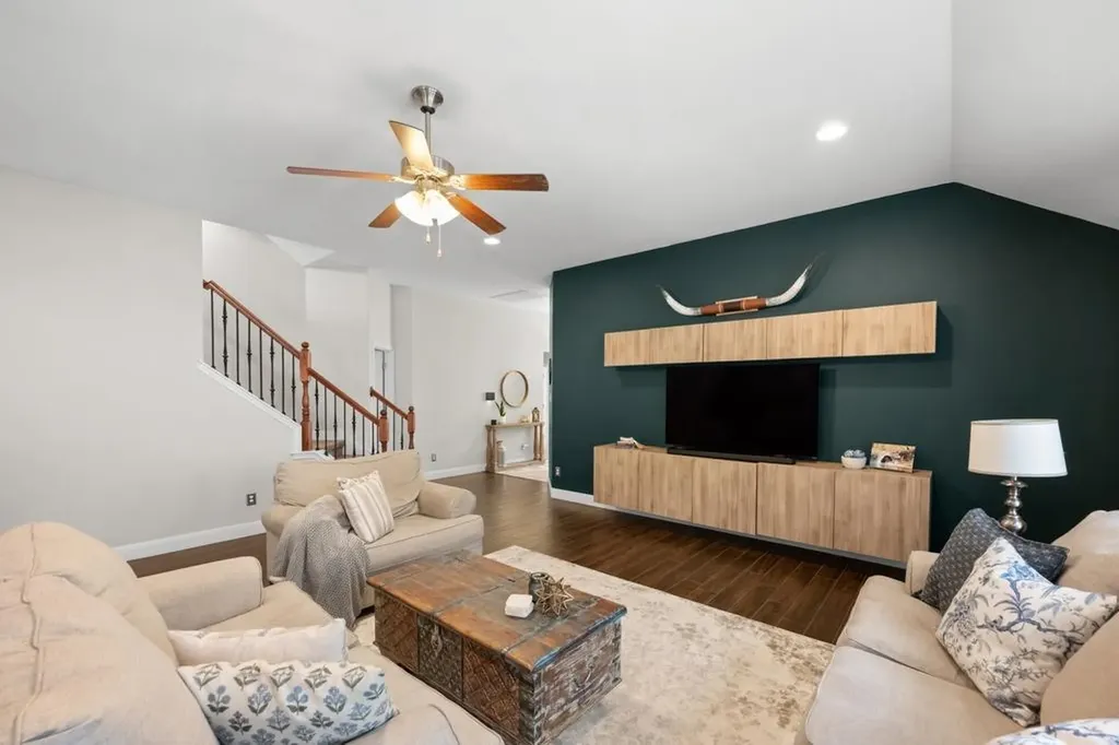 18404 Deleon Bayou Lane Austin TX 78738
