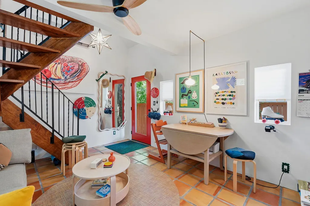 2519 E 4th Street Austin TX 78702
