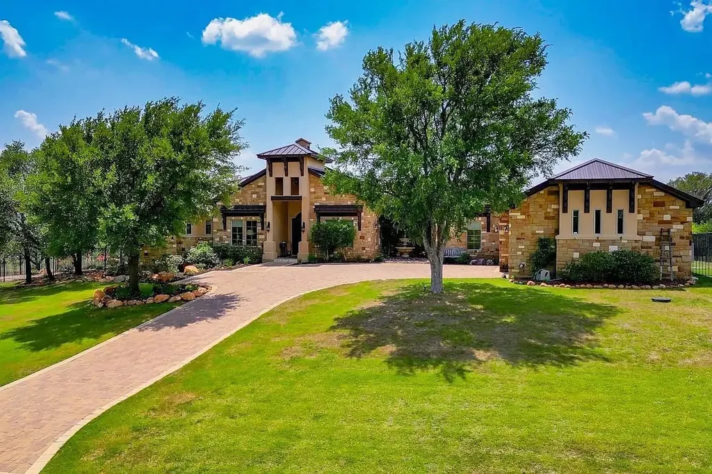 143 Westgate Loop Horseshoe Bay TX 78657