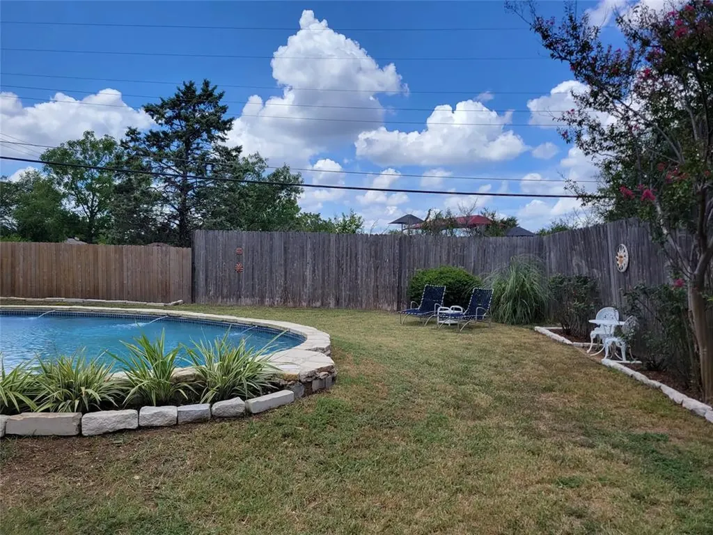 2008 Meadow Brook Drive Round Rock TX 78664