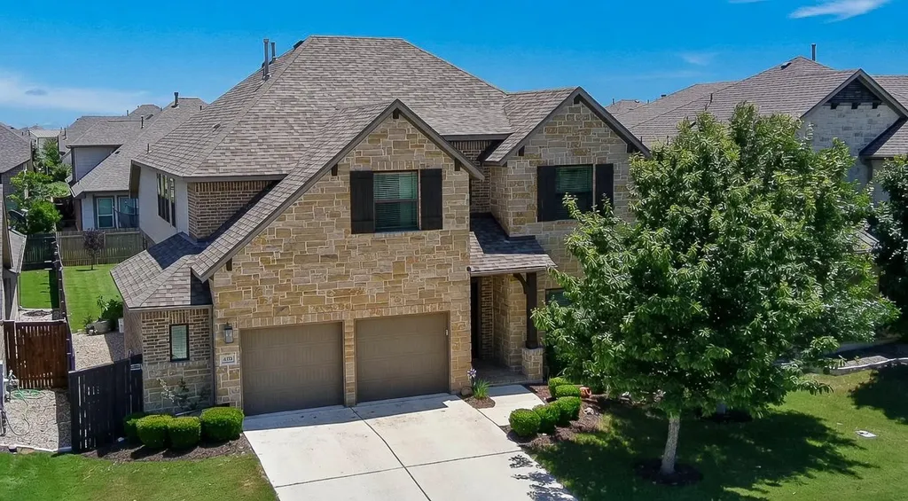 408 Daniel Crossing Liberty Hill TX 78642
