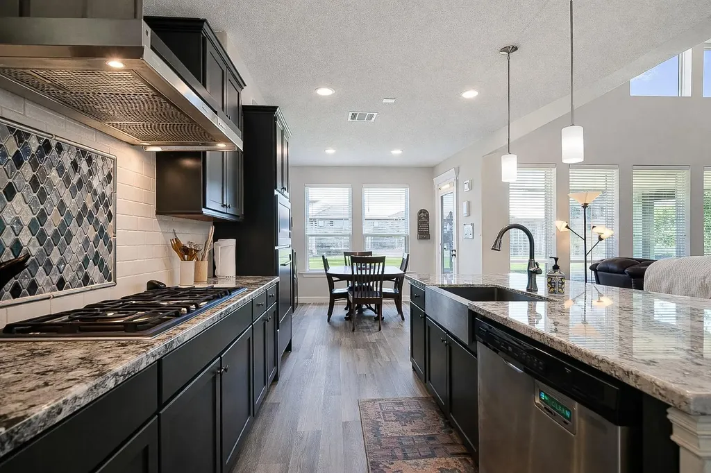 408 Daniel Crossing Liberty Hill TX 78642