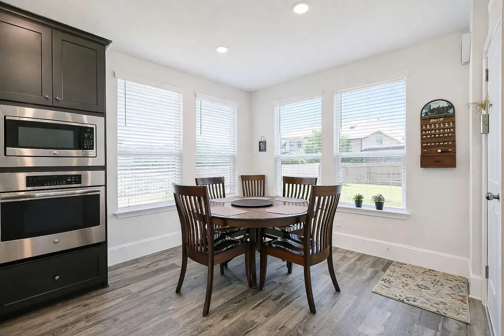 408 Daniel Crossing Liberty Hill TX 78642
