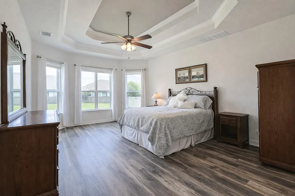 408 Daniel Crossing Liberty Hill TX 78642