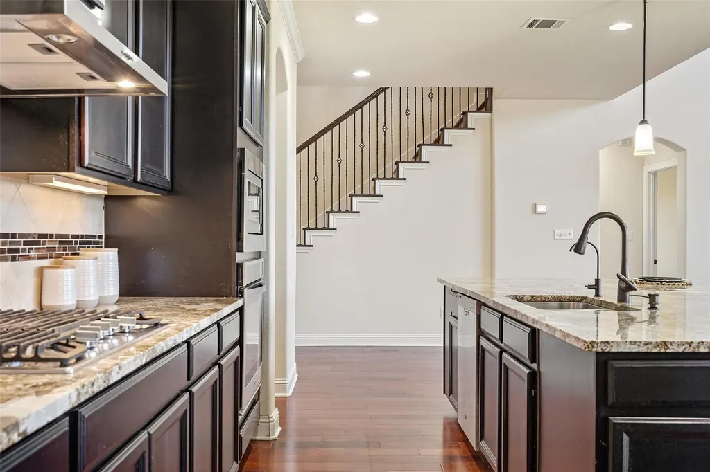8417 Evelina Trail Austin TX 78737