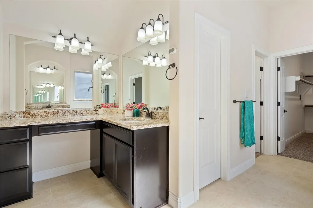 8417 Evelina Trail Austin TX 78737