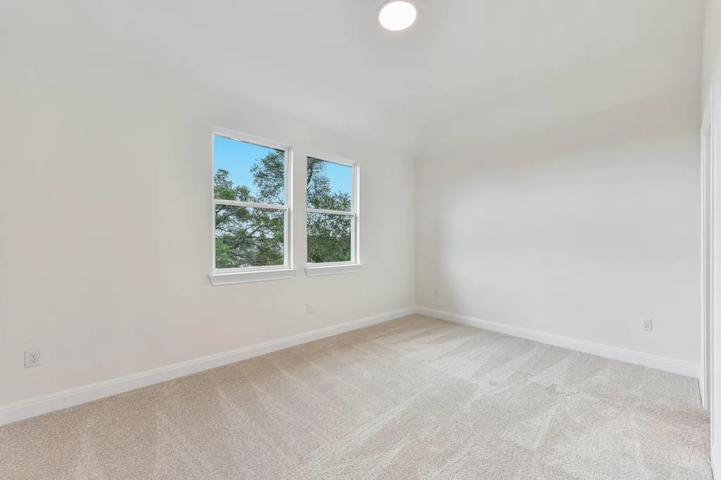 216 Comfort Drive Buda TX 78610