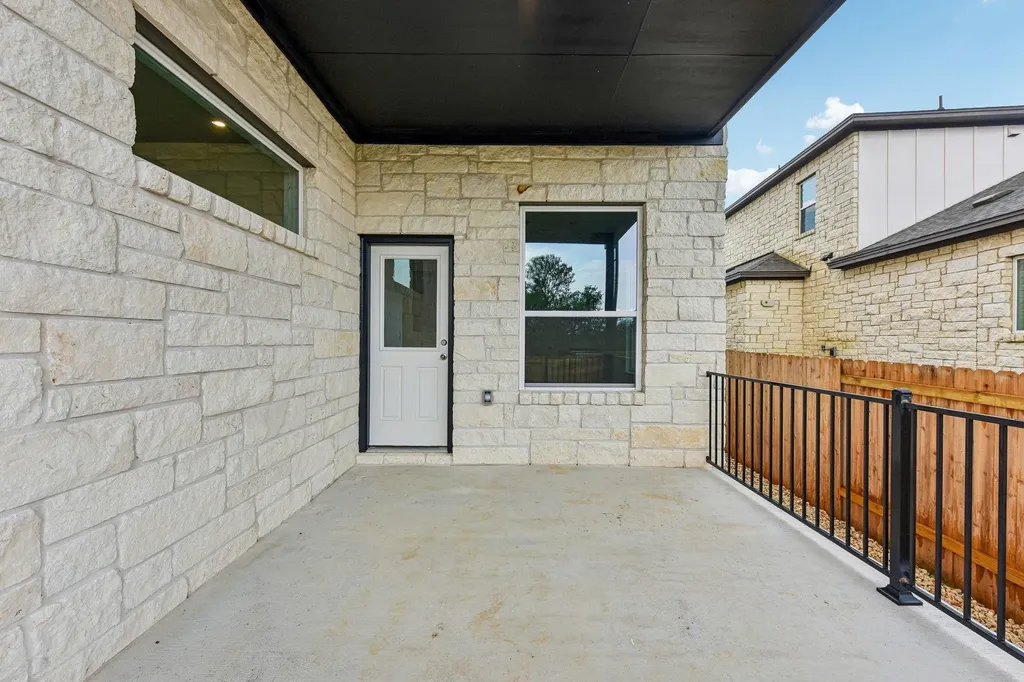 216 Comfort Drive Buda TX 78610
